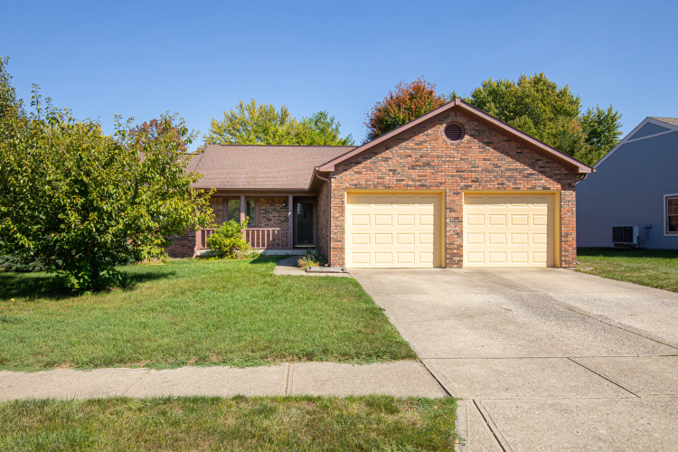 8811  Country Walk Drive Indianapolis, IN 46227 | MLS 21946585
