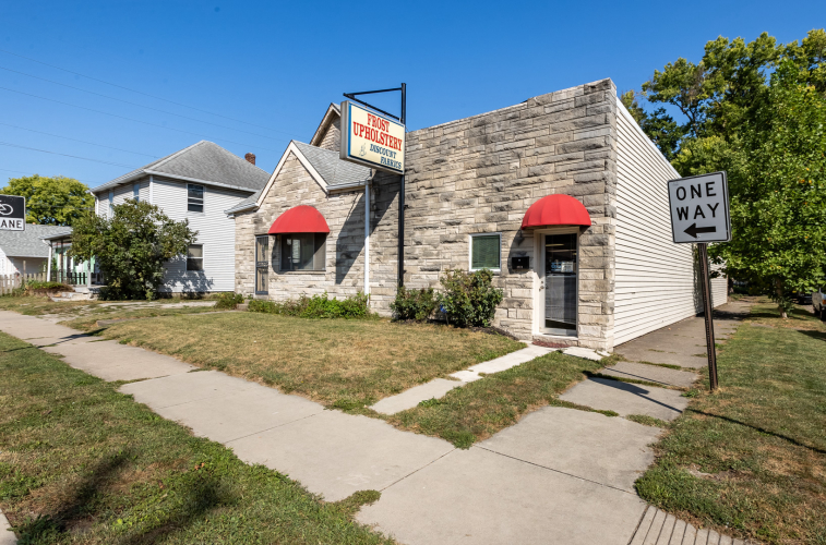 Listing Image 2