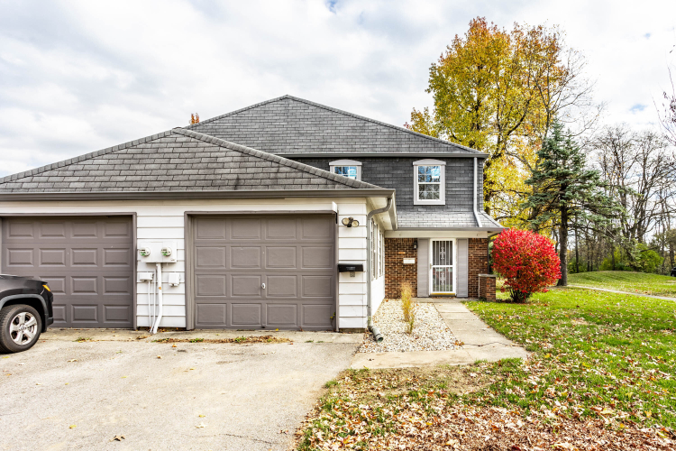 4405  Clovelly Court Indianapolis, IN 46254 | MLS 21952719