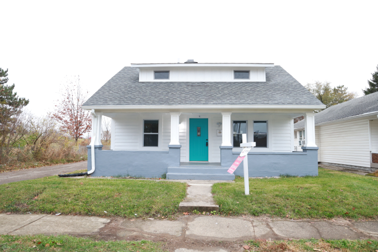1215 E Kelly Street Indianapolis, IN 46203 | MLS 21954415