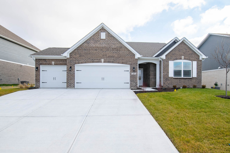 21  Highland Knoll Way Bargersville, IN 46106 | MLS 21954988