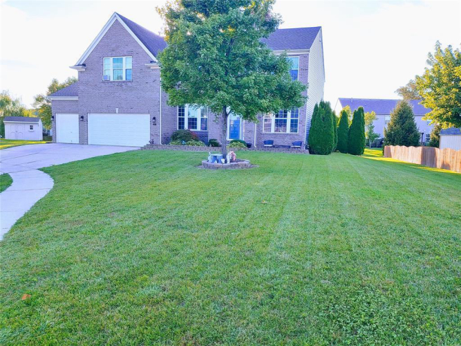 1072  Woodfield Court Greenwood, IN 46143 | MLS 21955924