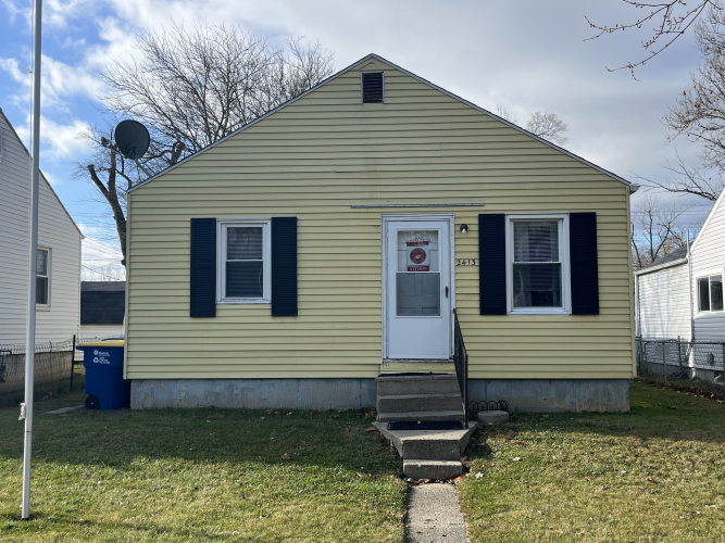 2413 S Ebright Street Muncie, IN 47302 | MLS 21956835