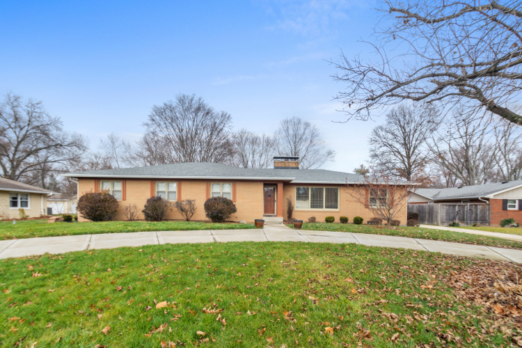 1010 W 72nd Street Indianapolis, IN 46260 | MLS 21958865