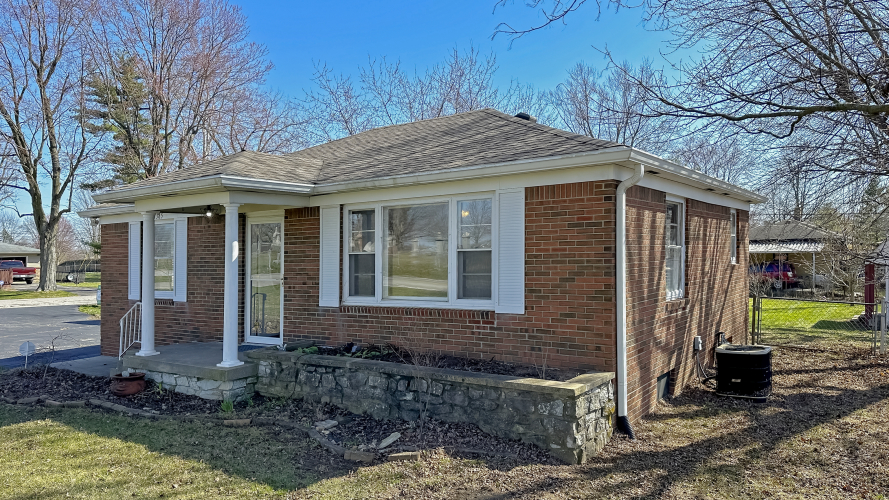 7385 E Troy Avenue Indianapolis, IN 46239 | MLS 21960645