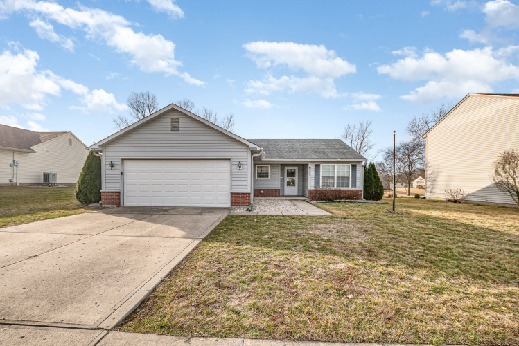 923  Congressional Way Shelbyville, IN 46176 | MLS 21961645