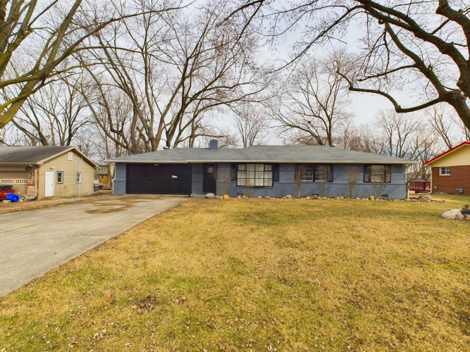 1424  Northcrest Drive Anderson, IN 46012 | MLS 21962806
