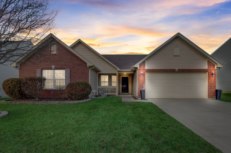 4818  Long Iron Drive Indianapolis, IN 46235 | MLS 21963339
