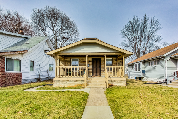 4004 E 11th Street Indianapolis, IN 46201 | MLS 21963807