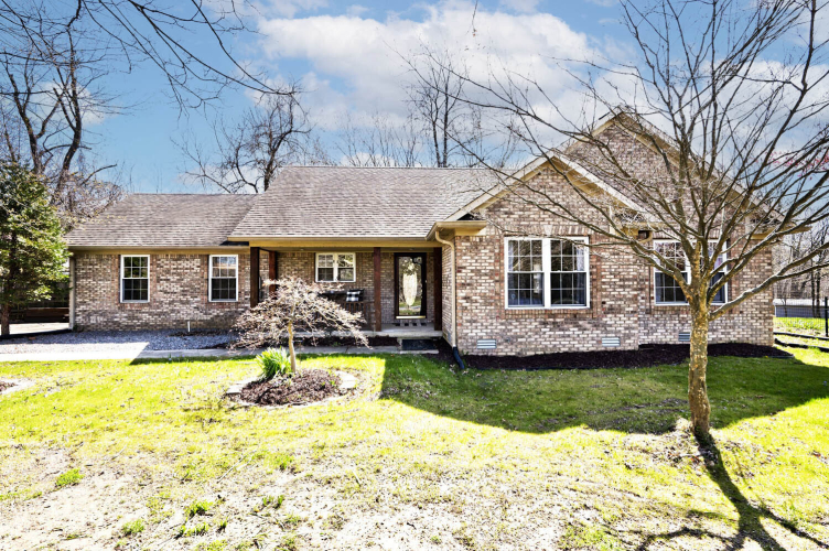 8165  State Road 39  Martinsville, IN 46151 | MLS 21964370