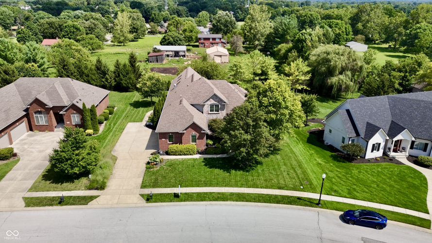 2780  Coventry Lane Greenwood, IN 46143 | MLS 21966728