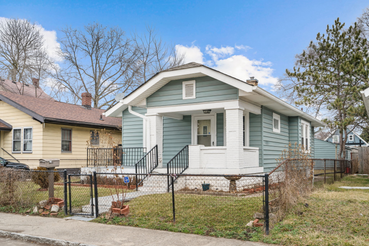 121 S Traub Avenue Indianapolis, IN 46222 | MLS 21966966