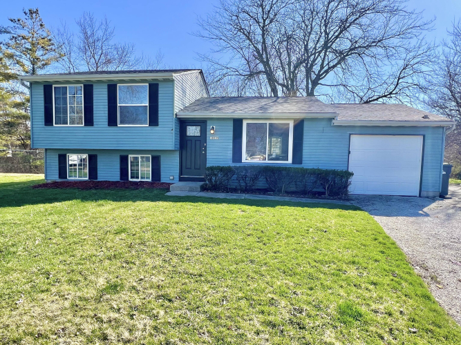 10335  Starhaven Circle Indianapolis, IN 46229 | MLS 21967424