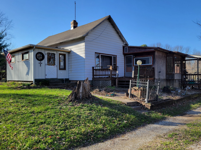 2322 E County Road 800  Clayton, IN 46118 | MLS 21967881