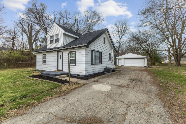 814 S Whitcomb Avenue Indianapolis, IN 46241 | MLS 21968729