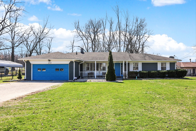 2703 E Thompson Road Indianapolis, IN 46227 | MLS 21969008