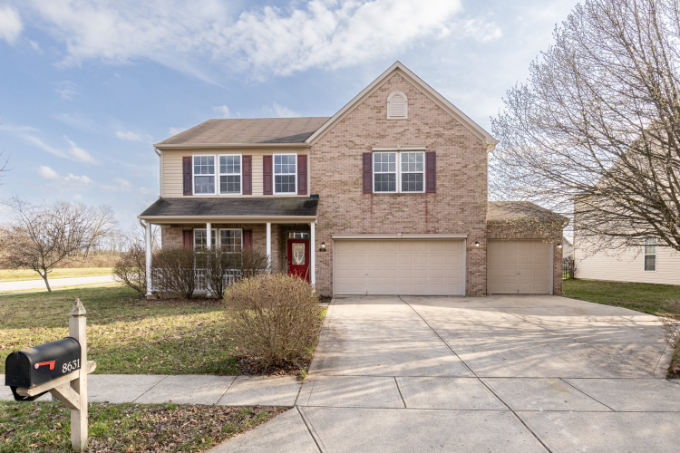8631  Aberdeenshire Court Indianapolis, IN 46259 | MLS 21969015