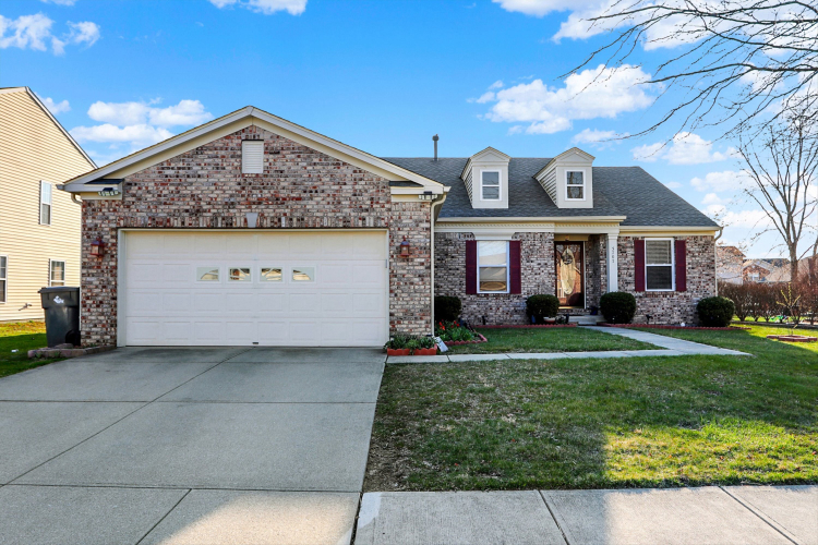 5707  Grassy Bank Drive Indianapolis, IN 46237 | MLS 21970127