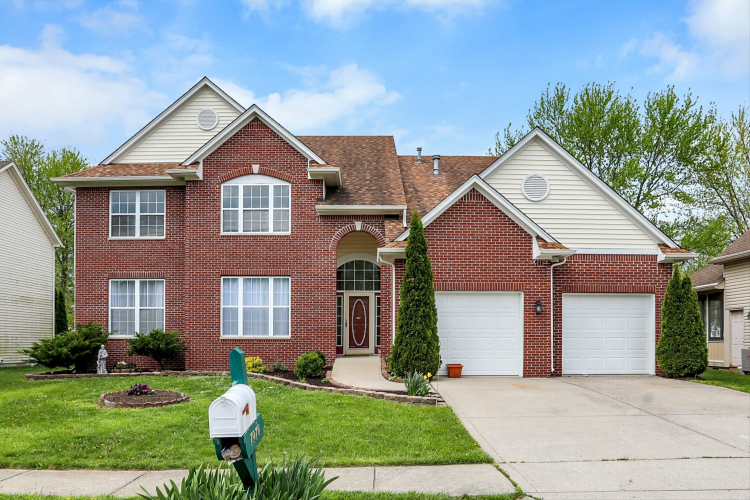 7970  Branch Creek Drive Indianapolis, IN 46268 | MLS 21971117