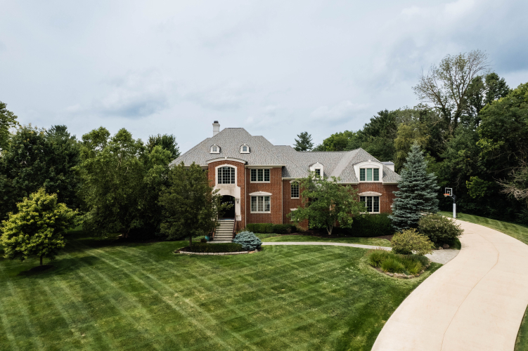 11632  Willow Springs Drive Zionsville, IN 46077 | MLS 21971143