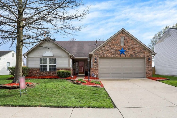 7839  Bent Willow Drive Indianapolis, IN 46239 | MLS 21971728