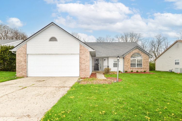 8532  Midsummer Drive Indianapolis, IN 46239 | MLS 21972099