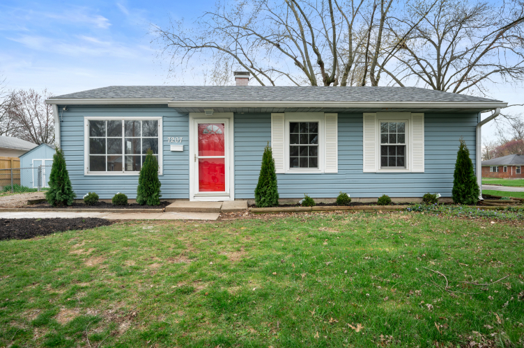 7207 E 19th Street Indianapolis, IN 46219 | MLS 21972460