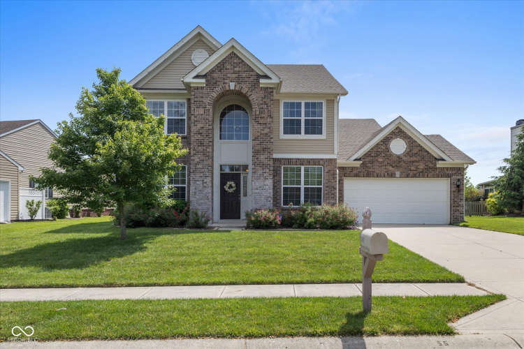 13683  Alvernon Place Fishers, IN 46038 | MLS 21972959