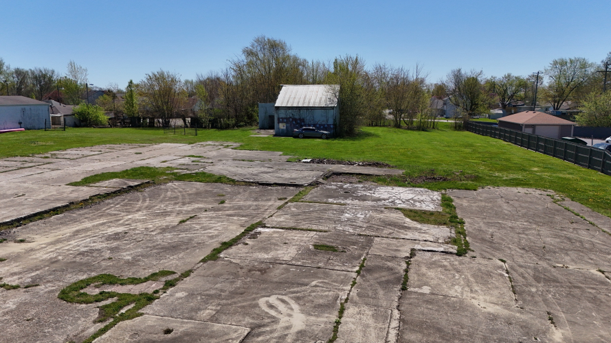 Listing Image 13