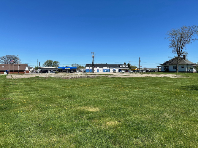 Listing Image 5