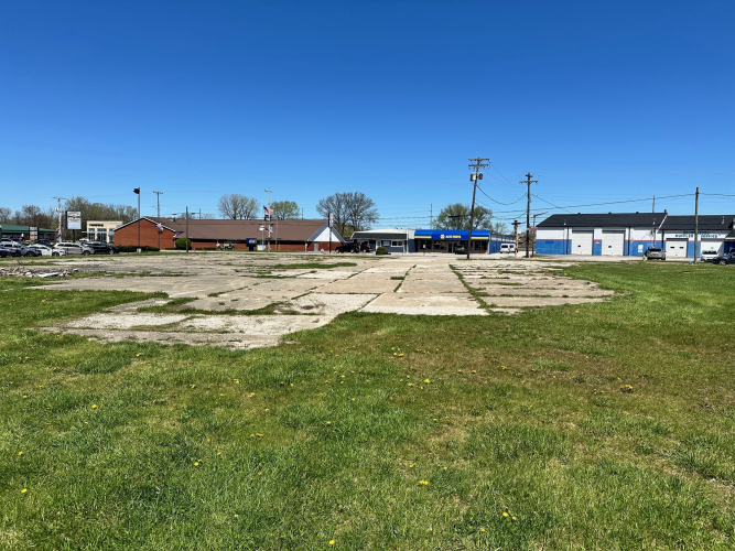 Listing Image 7