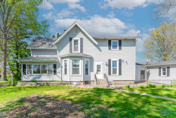 6331  Zionsville Road Indianapolis, IN 46268 | MLS 21973737