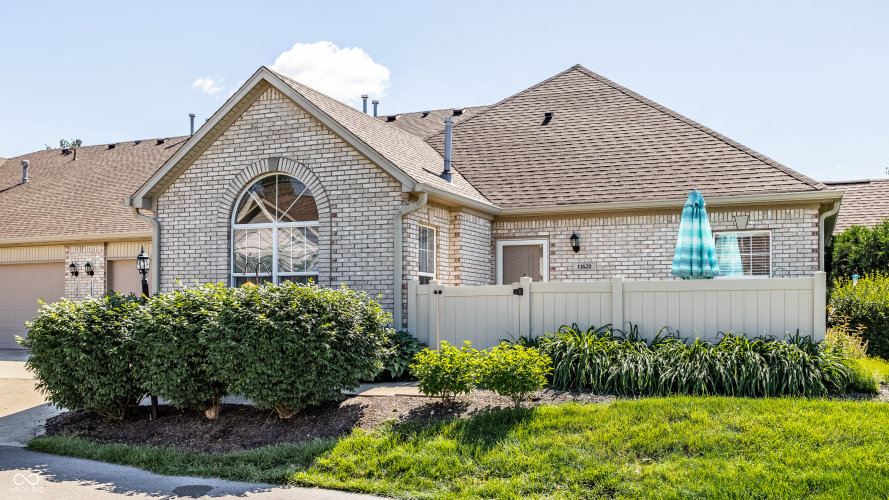 11620  Winding Wood Drive Indianapolis, IN 46235 | MLS 21973936