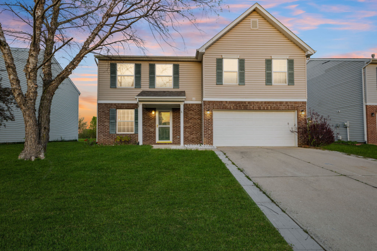 6915  Governors Pointe Boulevard Indianapolis, IN 46217 | MLS 21974409