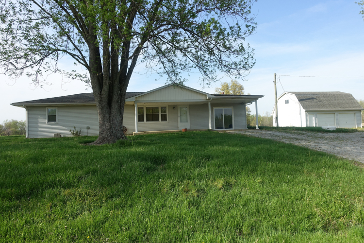 8140 W County Road 1125  Crothersville, IN 47229 | MLS 21974431