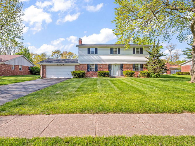 6736  Chapel Hill Road Indianapolis, IN 46214 | MLS 21974596