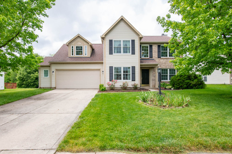 6416  Hollingsworth Drive Indianapolis, IN 46268 | MLS 21974626