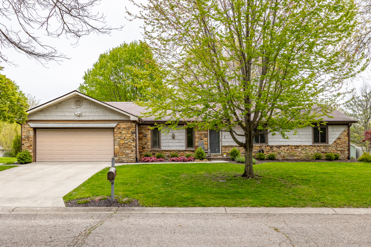 9241  Grinnell Street Indianapolis, IN 46268 | MLS 21974805