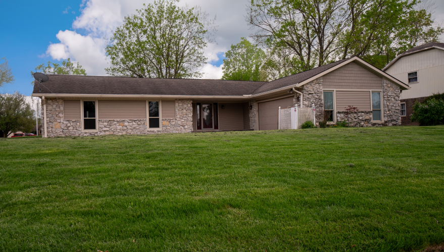 2809  Catalina Drive Anderson, IN 46012 | MLS 21974955