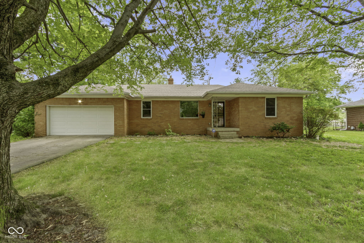 1215  Hathaway Drive Indianapolis, IN 46229 | MLS 21975120