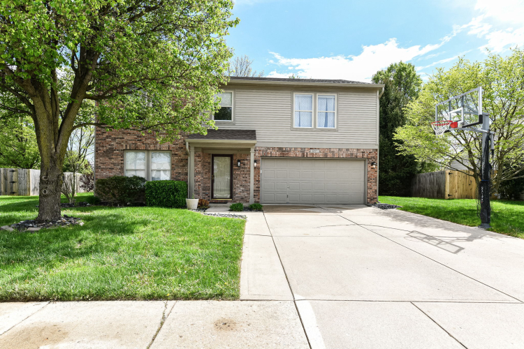 6917  Amber Springs Way Indianapolis, IN 46237 | MLS 21975269