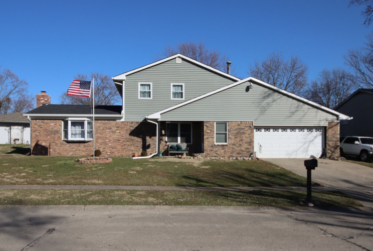 4541  Rainbow View Drive Indianapolis, IN 46221 | MLS 21975352