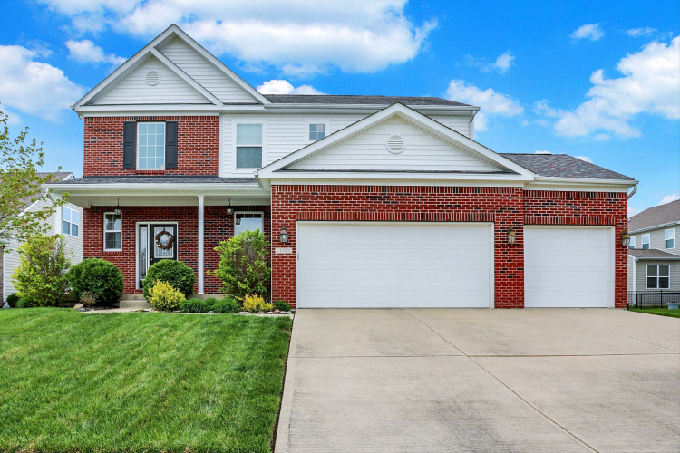 1217  Lucca Drive Greenwood, IN 46143 | MLS 21975659