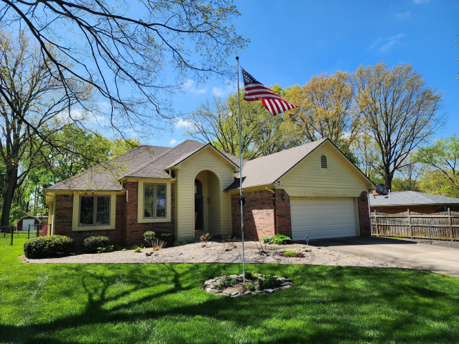 3717 E 77th Street Indianapolis, IN 46240 | MLS 21975703