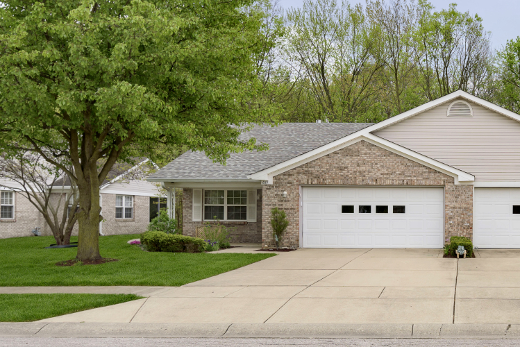 659  Moonglow Lane Indianapolis, IN 46217 | MLS 21975761