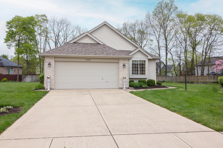 18598  Piers End Drive Noblesville, IN 46062 | MLS 21975858