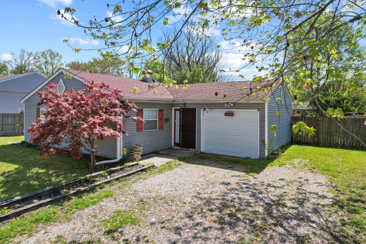 9839  Maurine Drive Indianapolis, IN 46235 | MLS 21976024