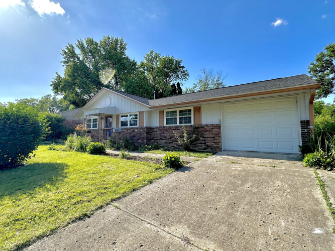 3482  Hermosa Court Indianapolis, IN 46235 | MLS 21976197