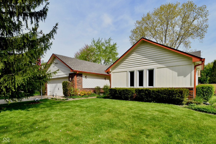 11624 E 75th Street Indianapolis, IN 46236 | MLS 21976313