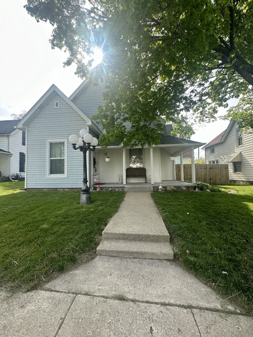 203  Woodlawn Place Crawfordsville, IN 47933 | MLS 21976583